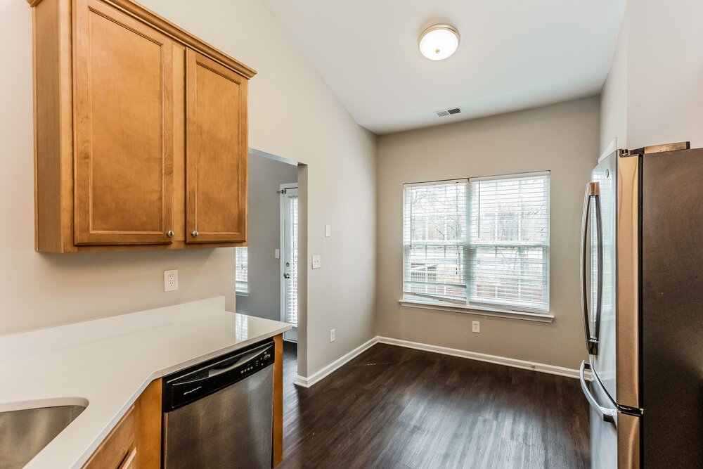 4-Bed Rental on 5065 Landover Way photo 8