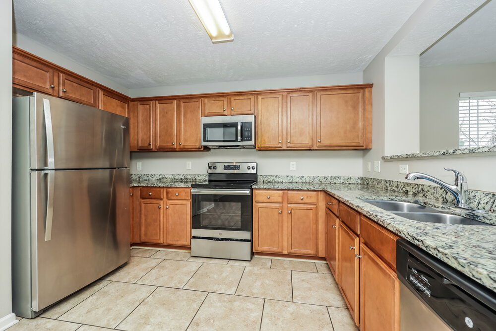 3-Bed Rental on 118 David Bolin photo 8