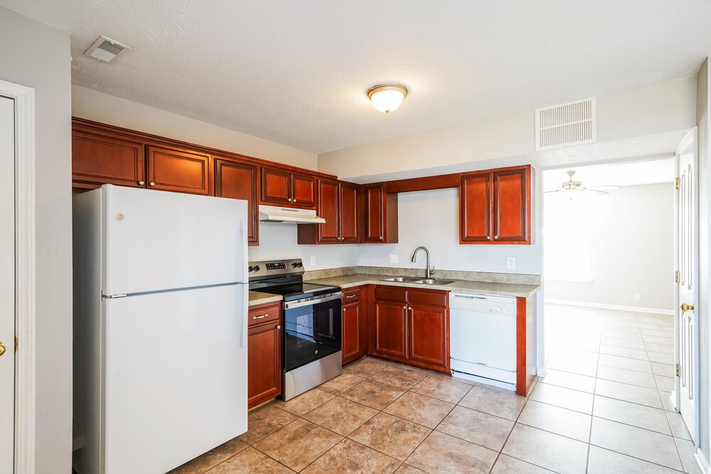 2-Bed Rental on 675 Legacy Dr photo 8
