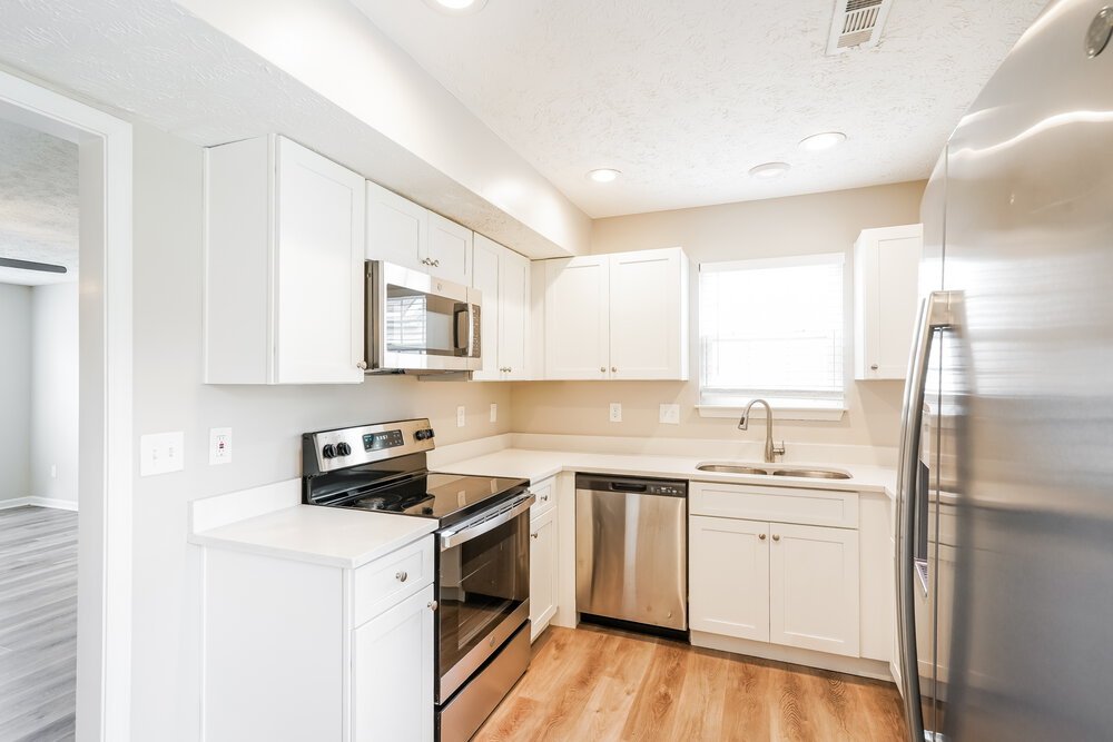 3-Bed Rental on 4006 Deer Run photo 8