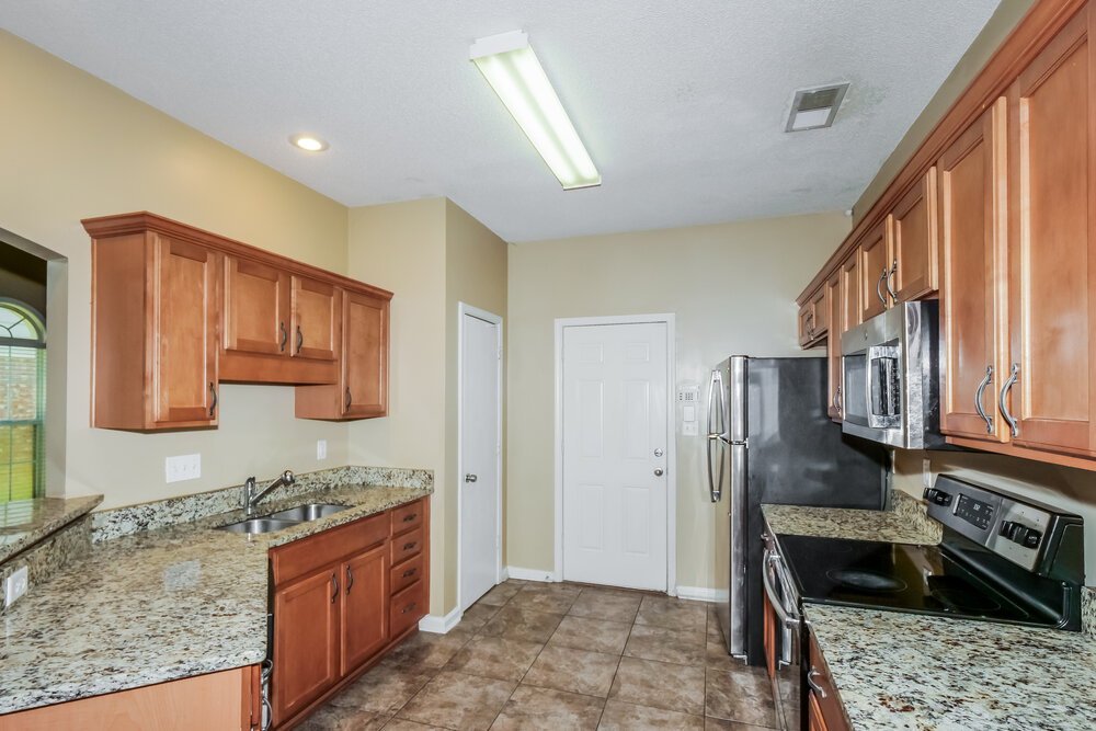 3-Bed Rental on 2680 Bending Elm photo 8