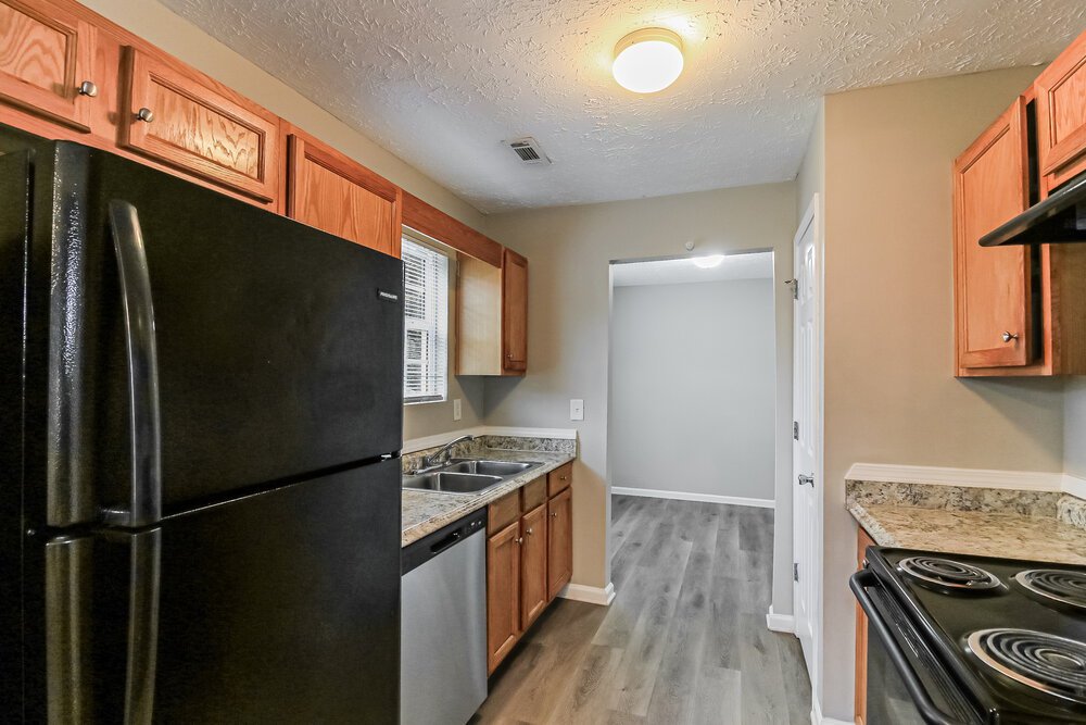 3-Bed Rental on 20 Carver Dr photo 8