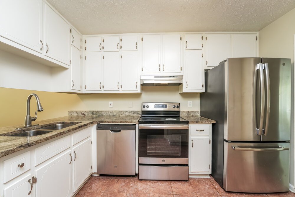 3-Bed Rental on 1477 Cherry Hill photo 8