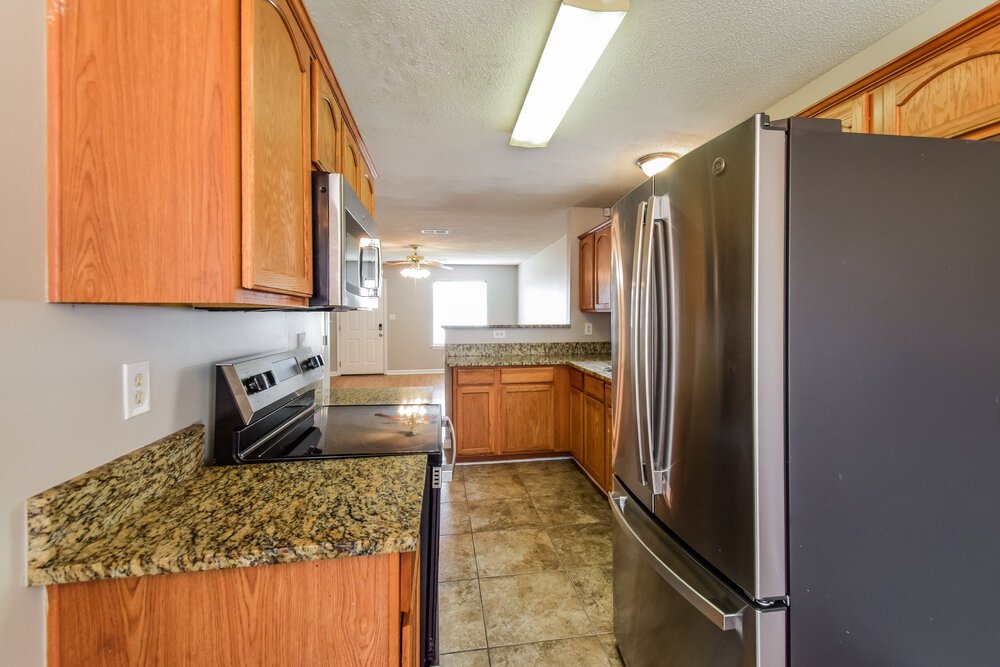 4-Bed Rental on 10080 Cross Ridge photo 8
