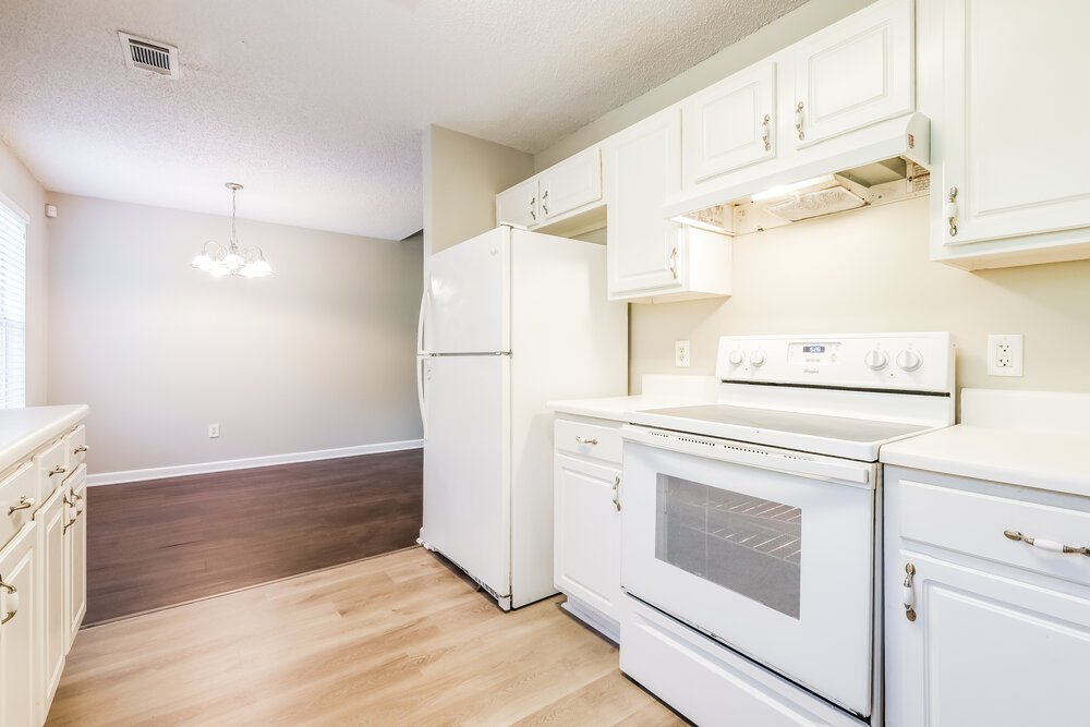 3-Bed Rental on 555 Jackson Lake photo 8