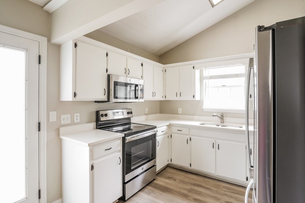 3-Bed Rental on 4017 Pepperwood Dr photo 8
