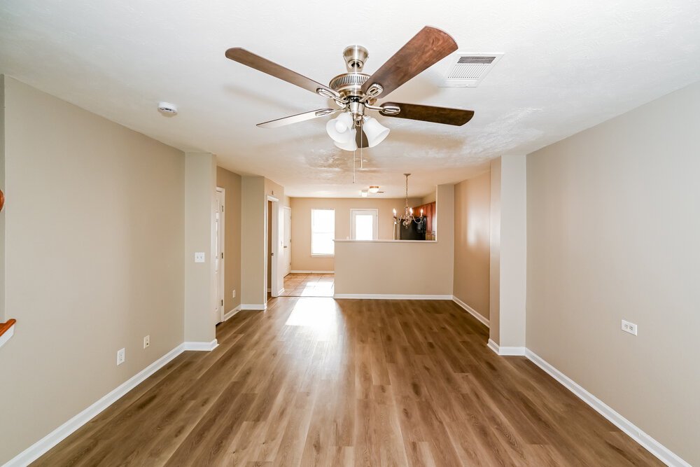 3-Bed Rental on 8021 Logan Dr photo 8