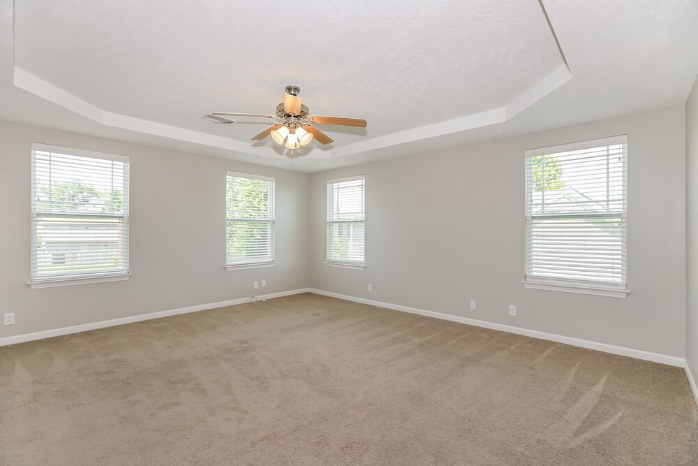 3-Bed Rental on 3315 Velvet Ct photo 8