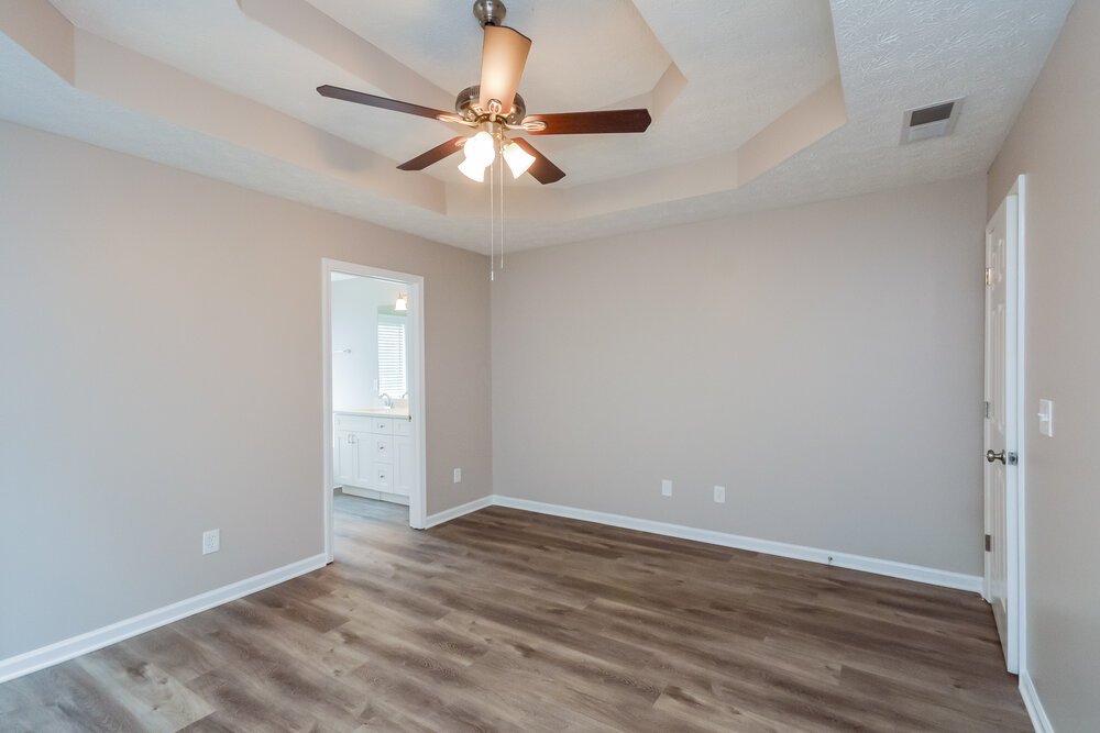 3-Bed Rental on 25 Collins Trce photo 8
