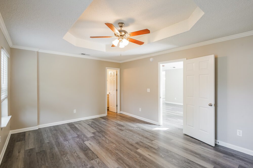 3-Bed Rental on 3944 Rock Creek photo 8