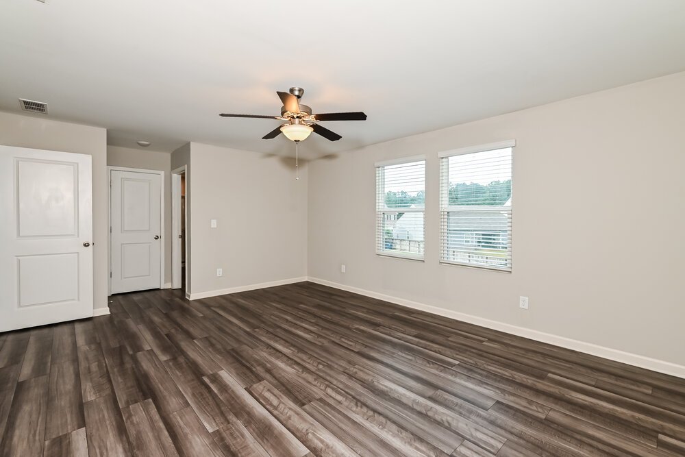 5-Bed Rental on 941 Feldman Chase photo 8