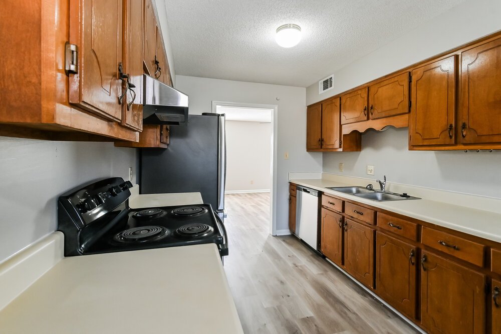 2-Bed Rental on 7764 Biloxi Cv photo 8