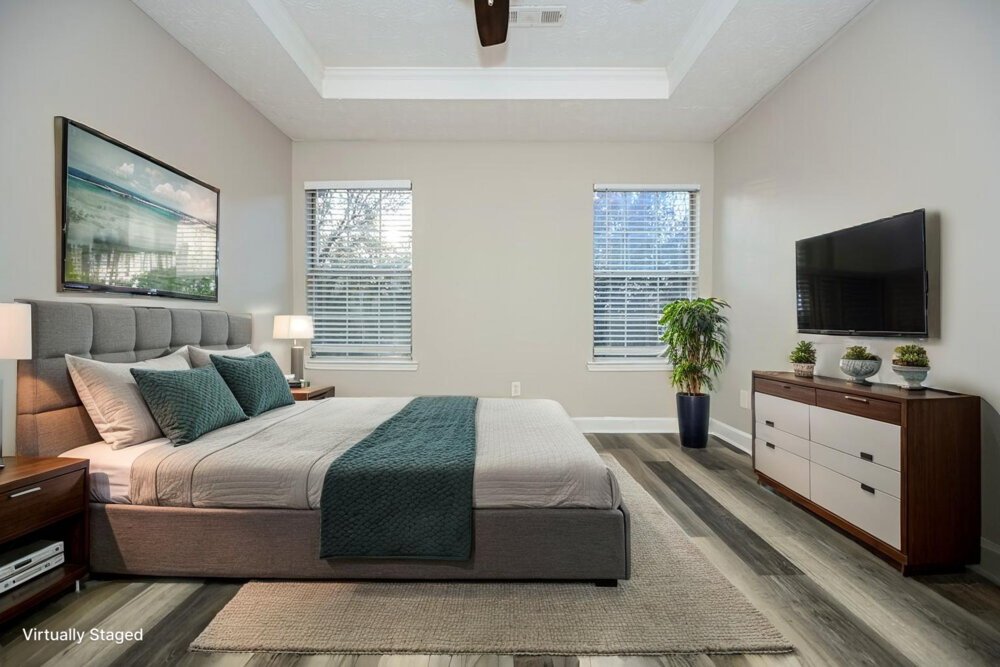 3-Bed Rental on 337 Autumn Lake photo 8
