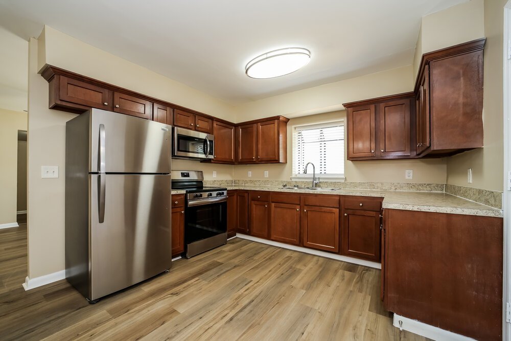 3-Bed Rental on 7580 Melvin Rd photo 8