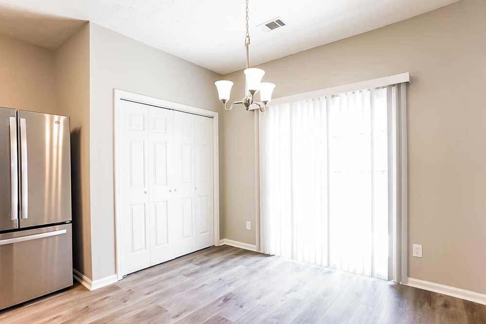 3-Bed Rental on 444 Village Bluff photo 8