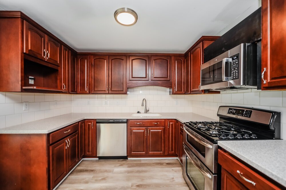 3-Bed Rental on 1658 Eric Cir photo 8