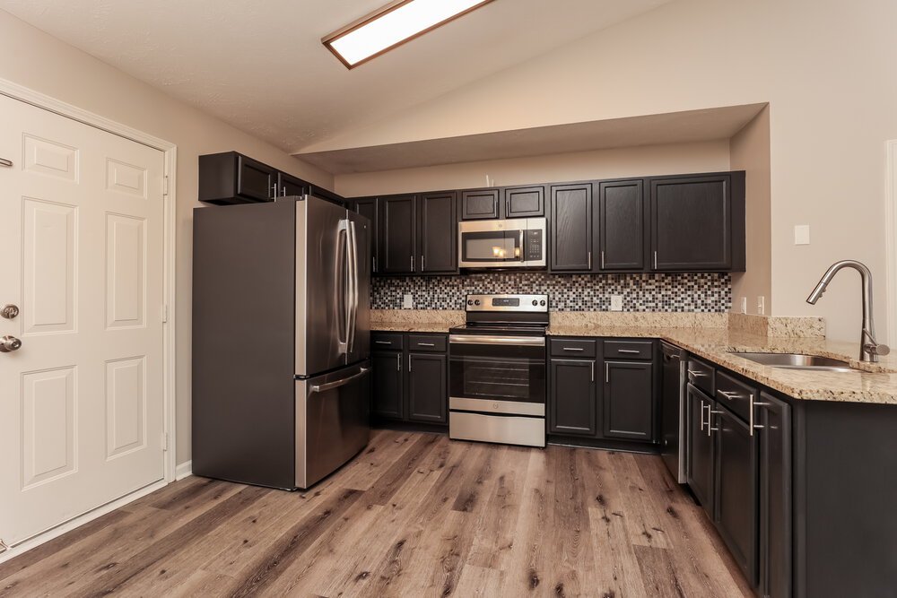 3-Bed Rental on 1316 S Hampton photo 8