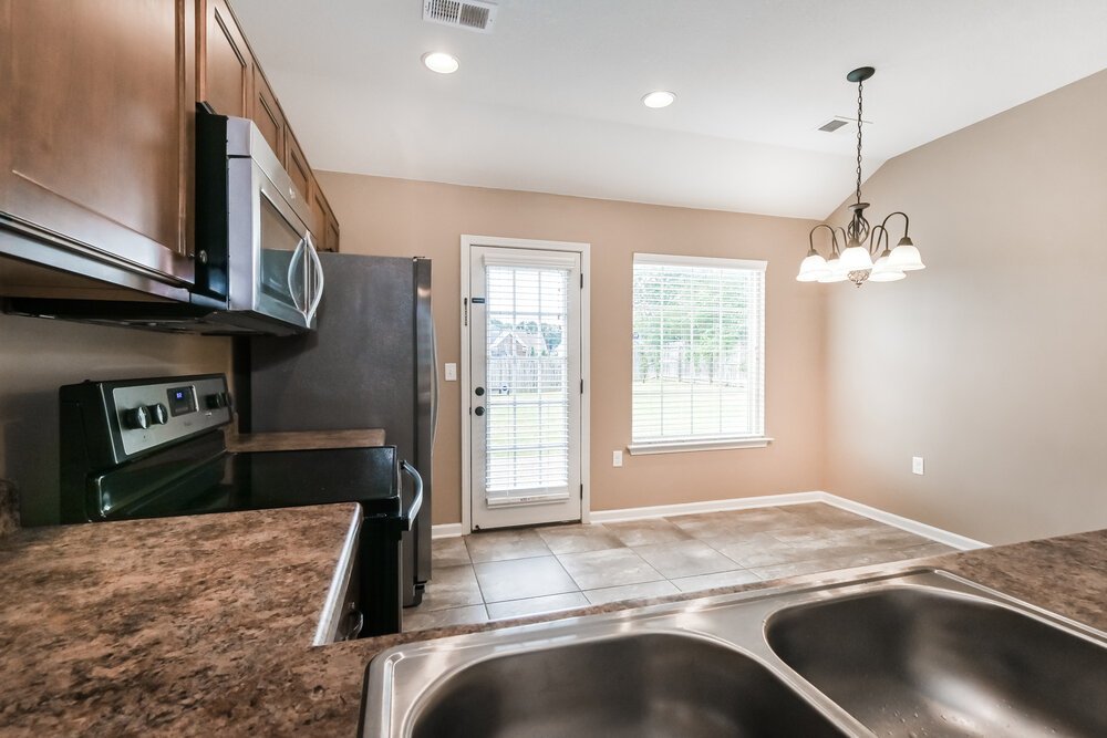 4-Bed Rental on 2687 Sapper Ln photo 8