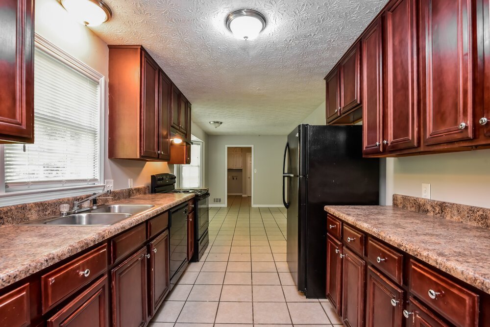 4-Bed Rental on 5002 Post Road photo 9
