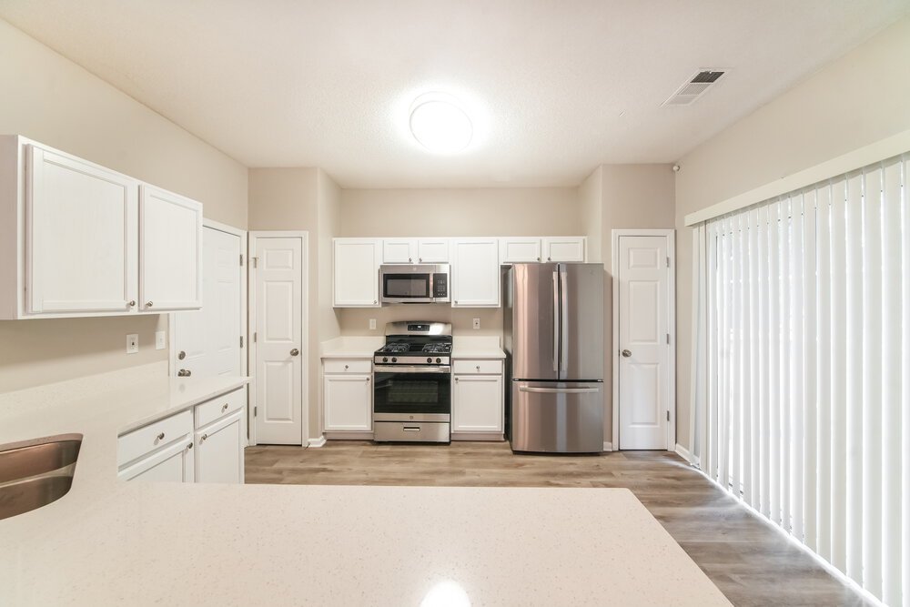 3-Bed Rental on 1622 Woodsford Rd photo 9