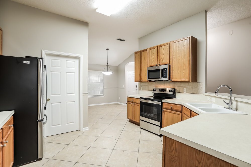 4-Bed Rental on 1166 Calla Glen photo 9
