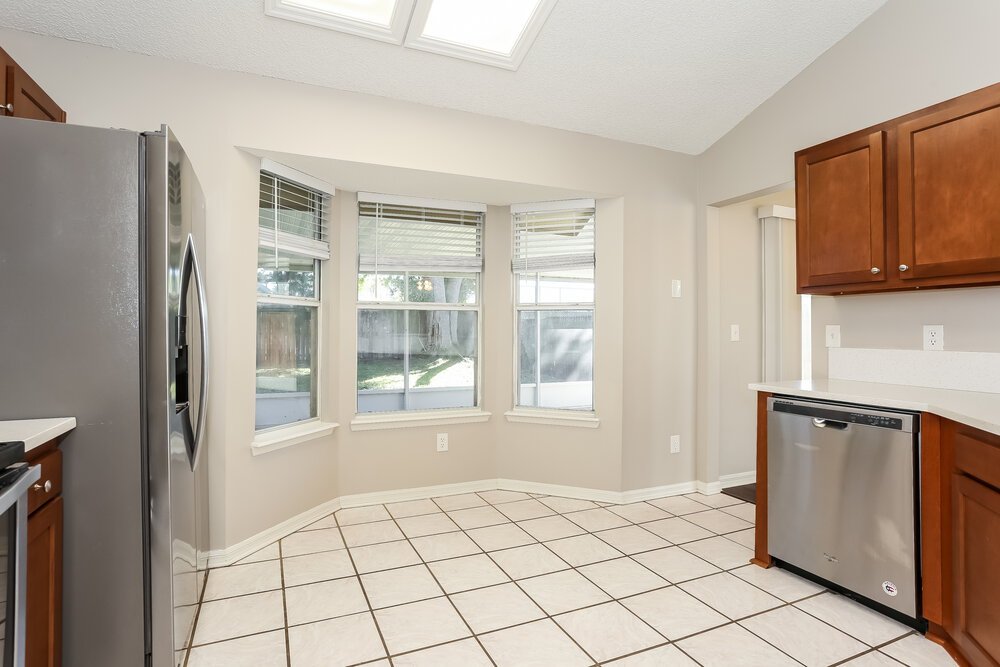 3-Bed Rental on 1455 Beecher Ln photo 9
