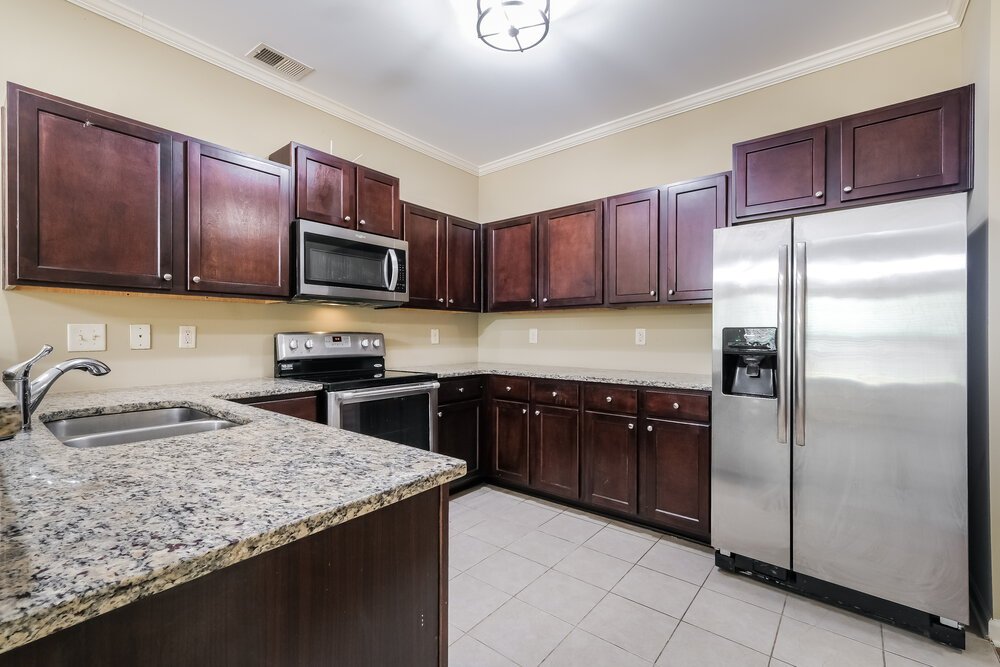 4-Bed Rental on 40 Hamil Ct photo 9