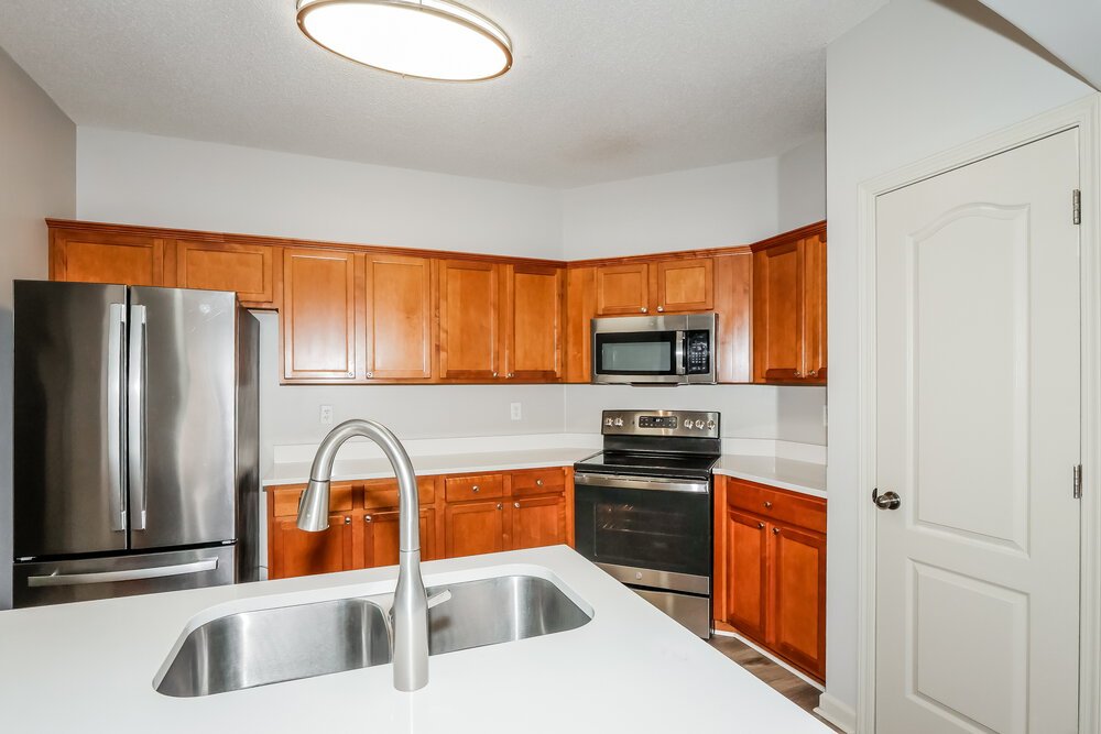 3-Bed Rental on 1254 Carlton Ridge photo 9
