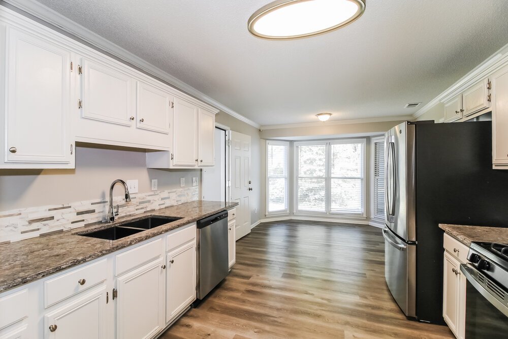 4-Bed Rental on 1001 Crown Corners photo 9