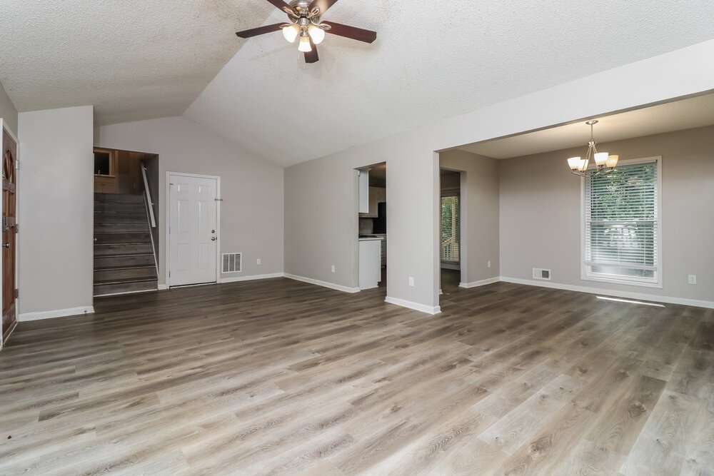 3-Bed Rental on 3058 Favor Pines photo 9