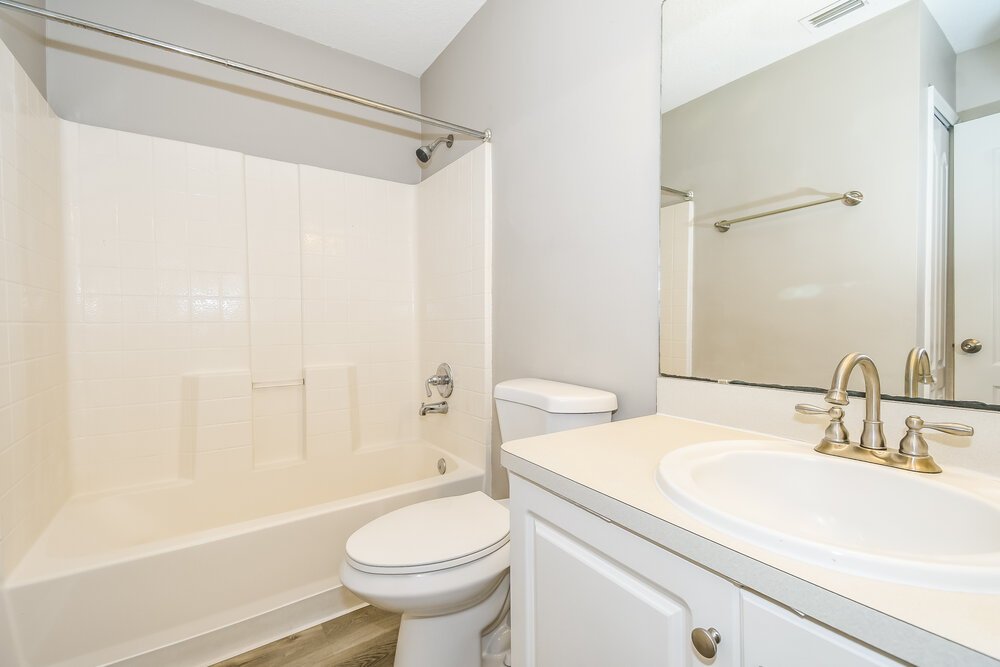 3-Bed Rental on 213 Park Ave photo 9
