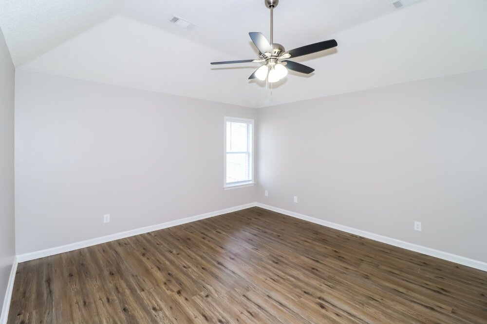 3-Bed Rental on 5714 Pecan Trace photo 9