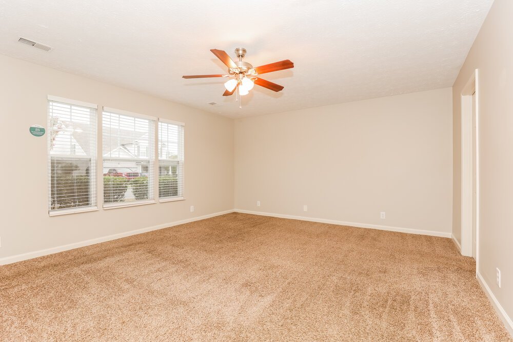 3-Bed Rental on 179 Sophie Dr photo 9