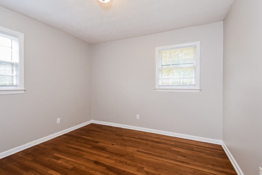 3-Bed Rental on 4355 Donegal Circle photo 9