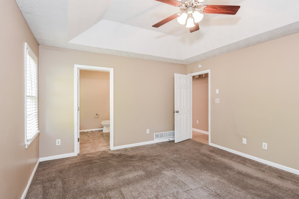 3-Bed Rental on 365 Austin Dr photo 9