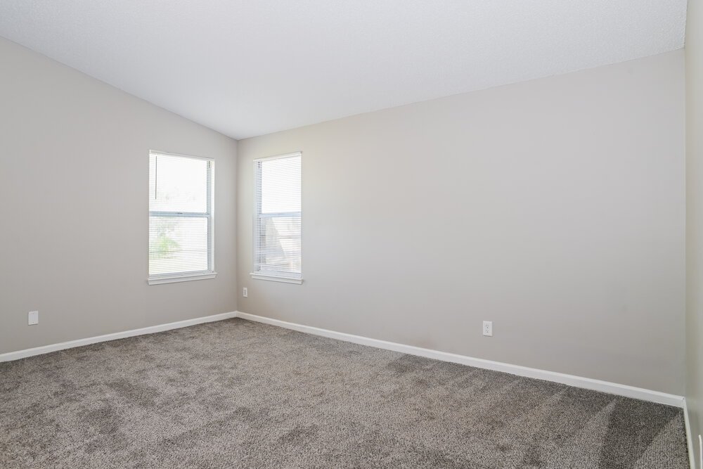 3-Bed Rental on 7811 Aquarius Cir photo 9