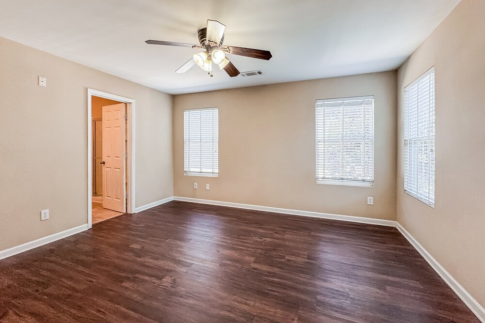 3-Bed Rental on 3625 Roseman Lndg photo 9