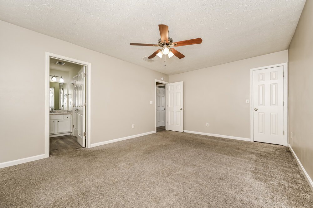 4-Bed Rental on 5200 Tussahaw Crossing photo 9