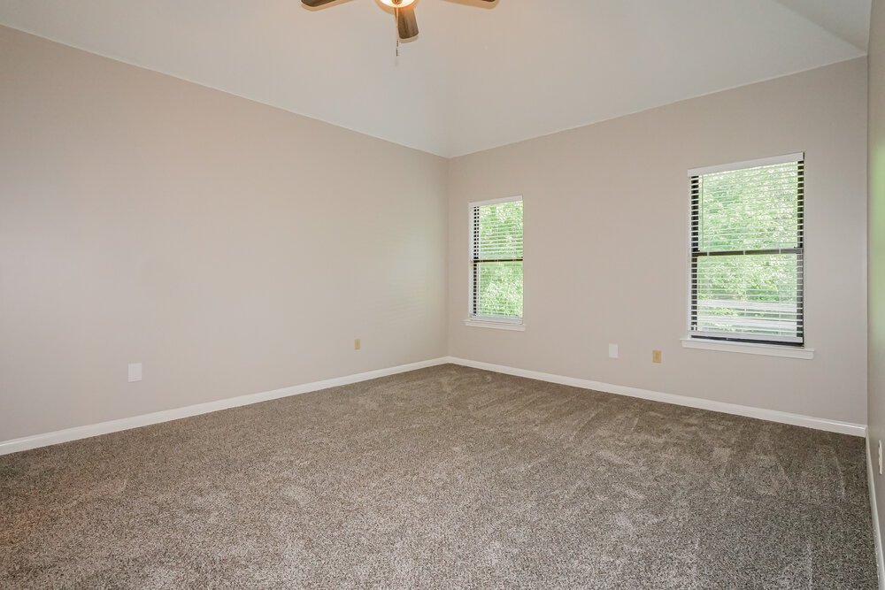 3-Bed Rental on 60 Willow Crest photo 9