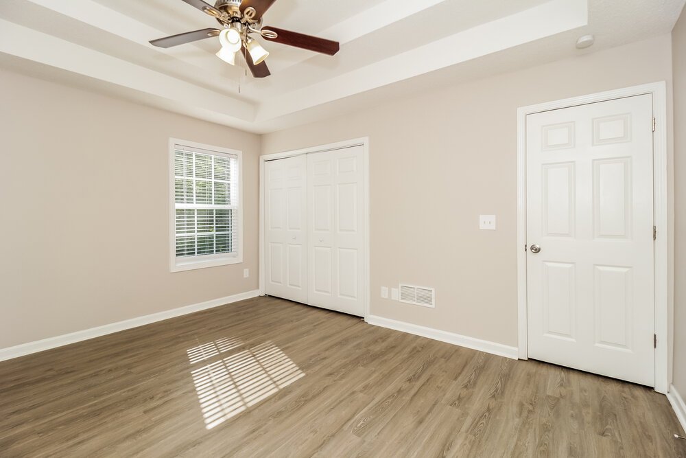 3-Bed Rental on 7336 Westwood Ln photo 9