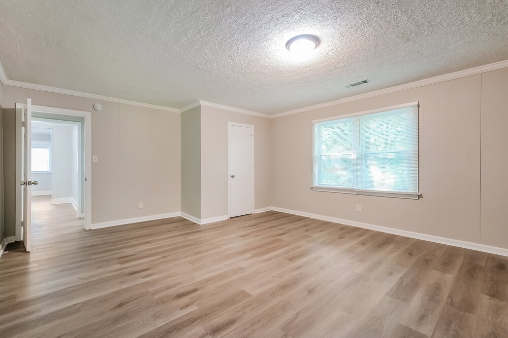 4-Bed Rental on 731 Parker St photo 9