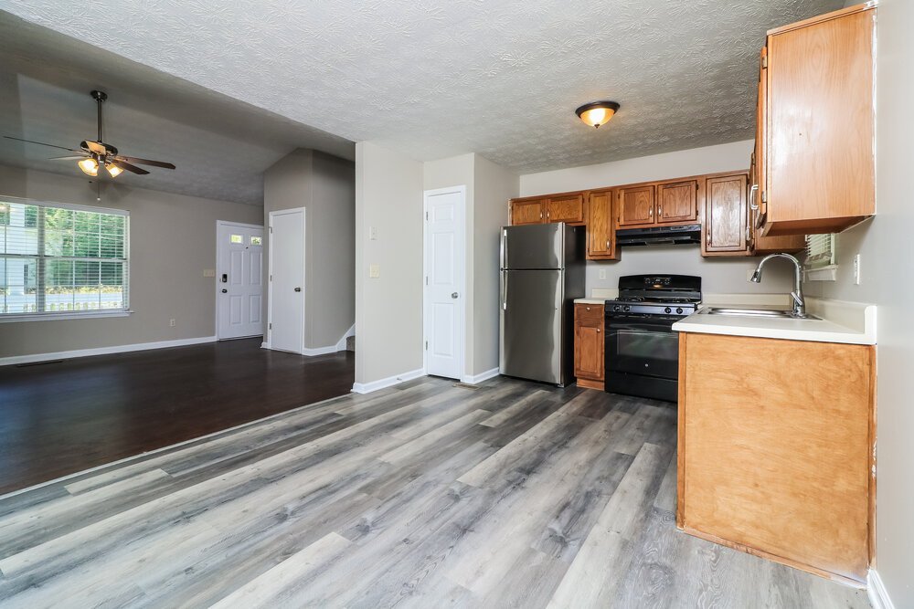 3-Bed Rental on 3884 Welham Green photo 10