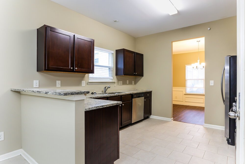 4-Bed Rental on 118 Crescent Woode photo 10