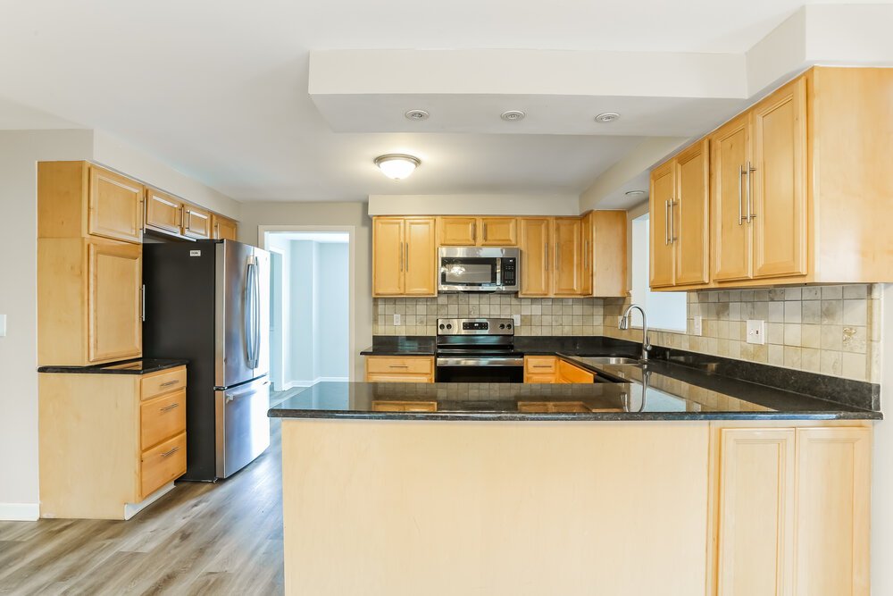 3-Bed Rental on 12143 Twincreek Dr photo 10