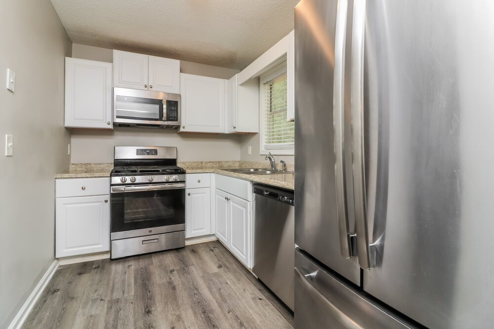 3-Bed Rental on 213 Hampton Drive photo 10