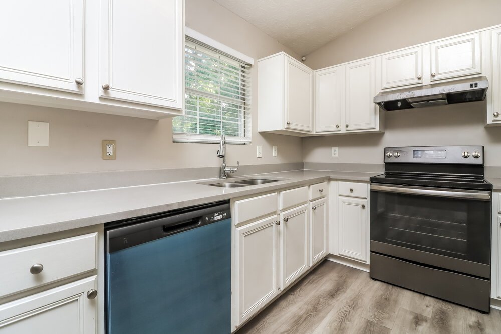 3-Bed Rental on 3716 Crescent Hill photo 10
