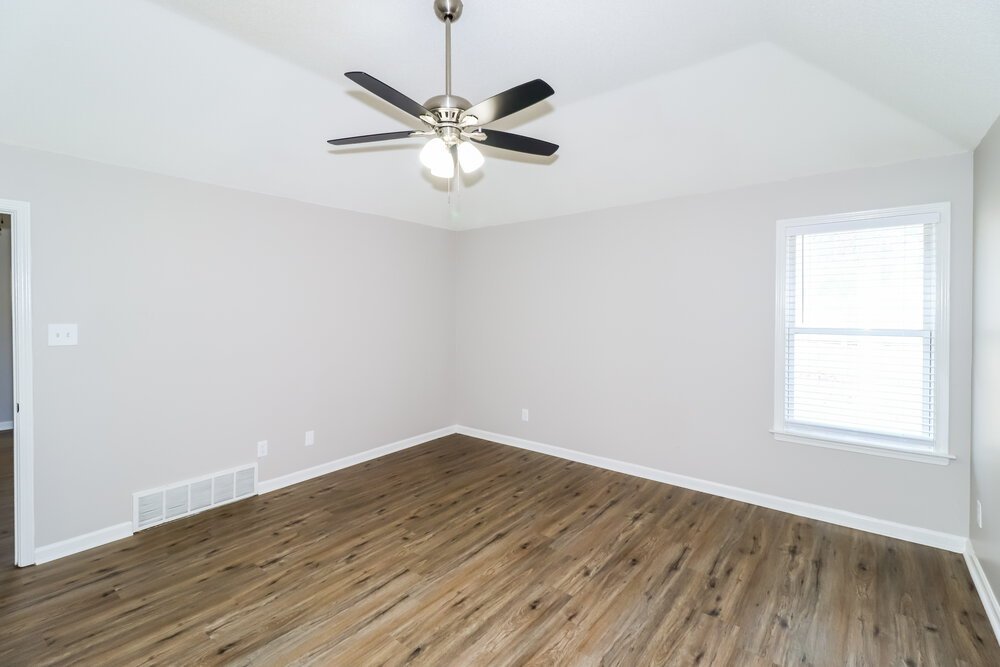3-Bed Rental on 5714 Pecan Trace photo 10