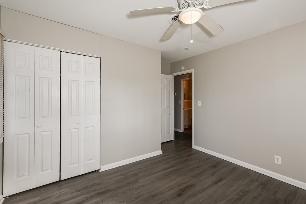3-Bed Rental on 645 Melrose Dr photo 10