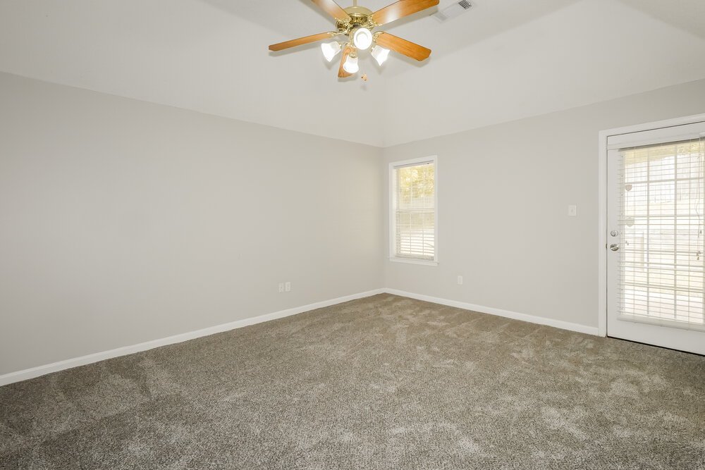 3-Bed Rental on 10352 Walden Pine photo 10