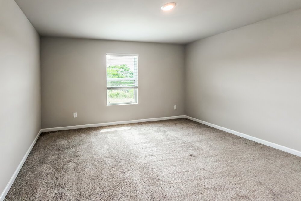 4-Bed Rental on 2240 Lismore Dr photo 10